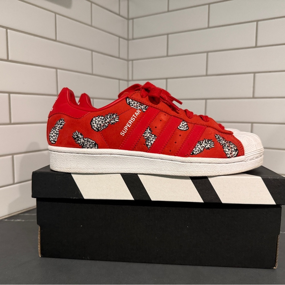 Red Farm Rio Pineapple Adidas Superstar - Size 7.5